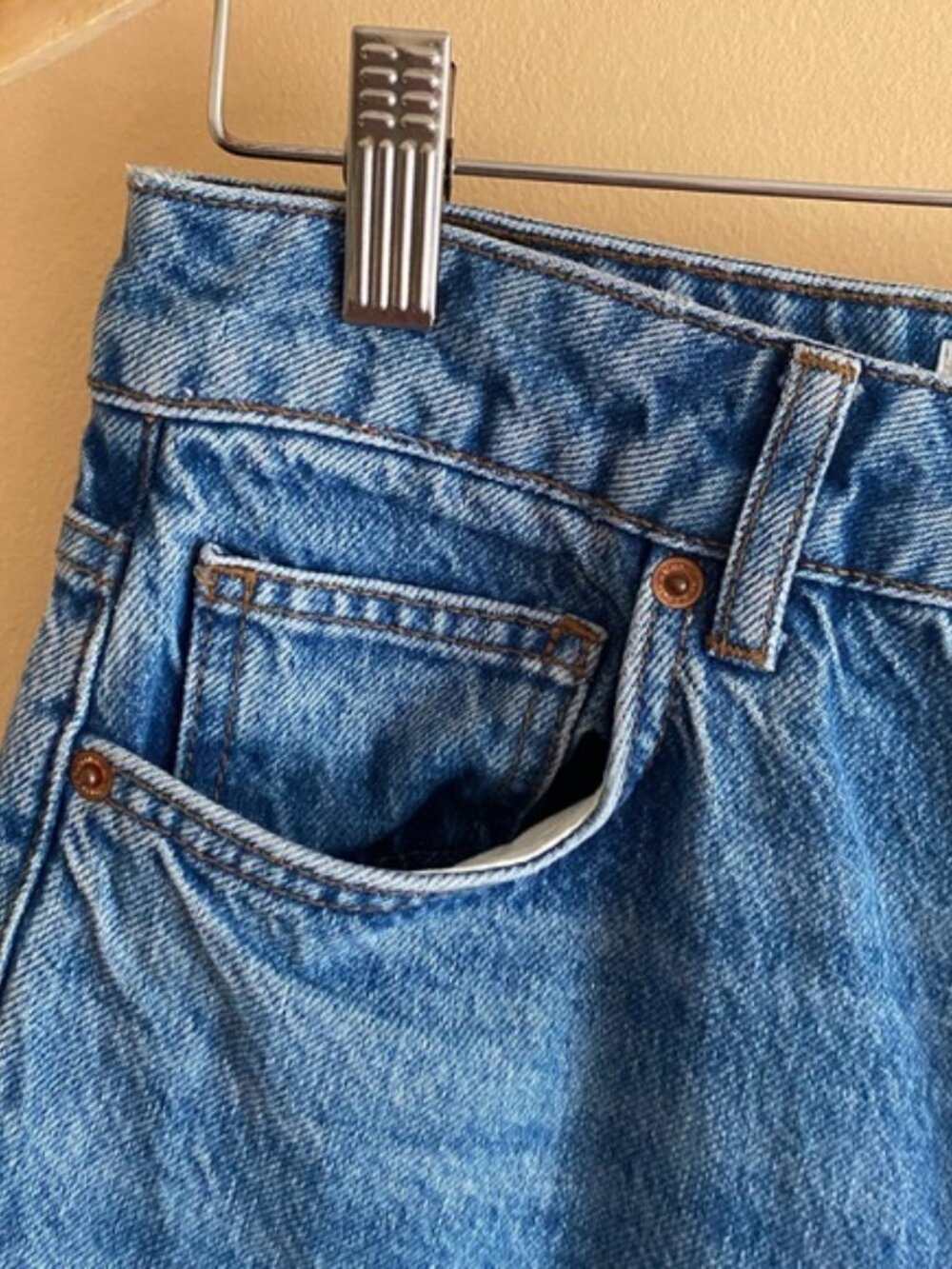 Reformation Cynthia High Rise Straight Cropped Jean Woman 26 Medium Wash Lyocell - Picture 4 of 16